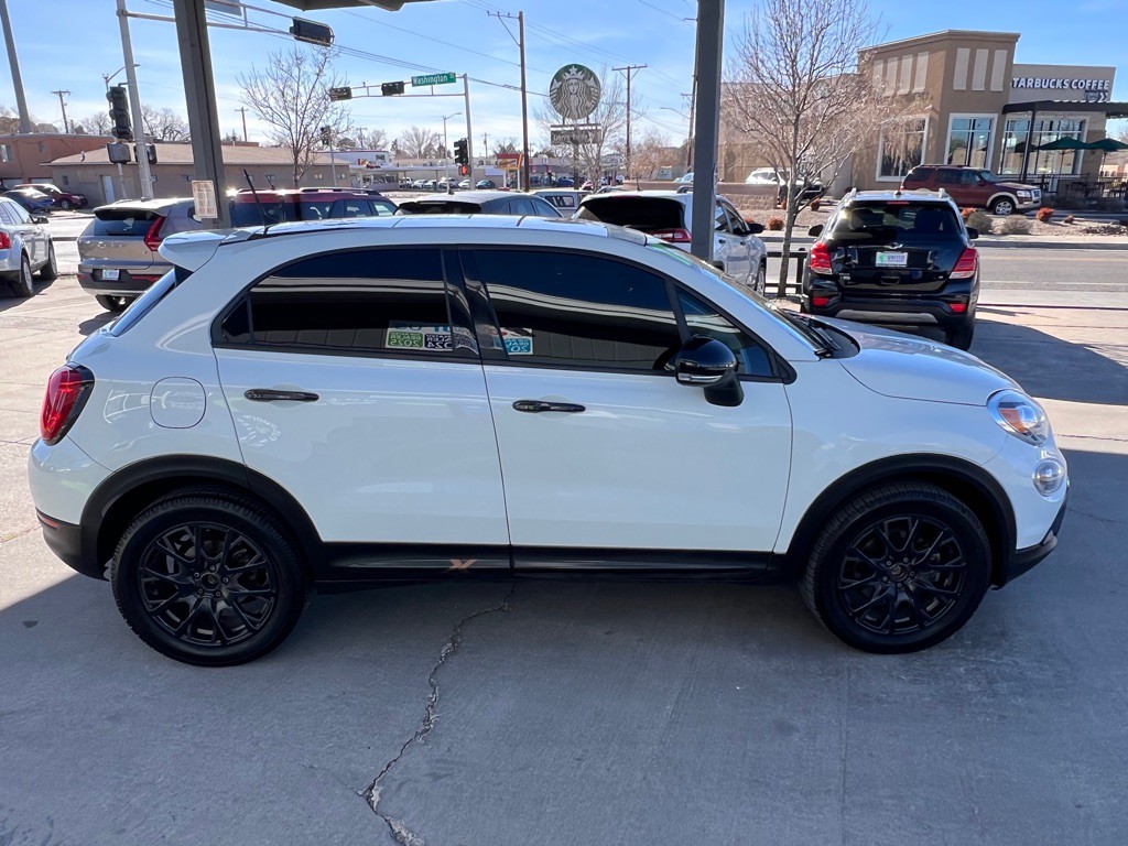 2017 FIAT 500 Image 4