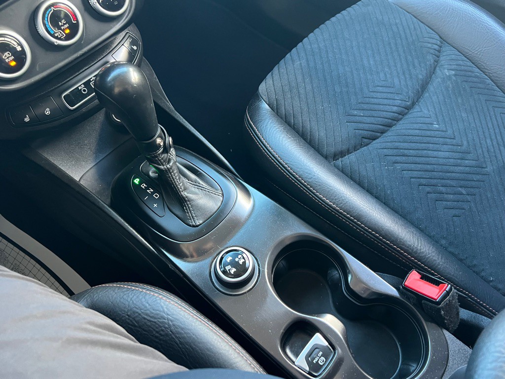 2017 FIAT 500 Image 17