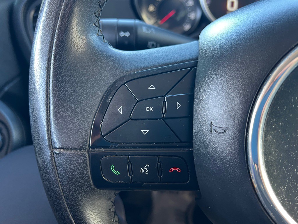 2017 FIAT 500 Image 18