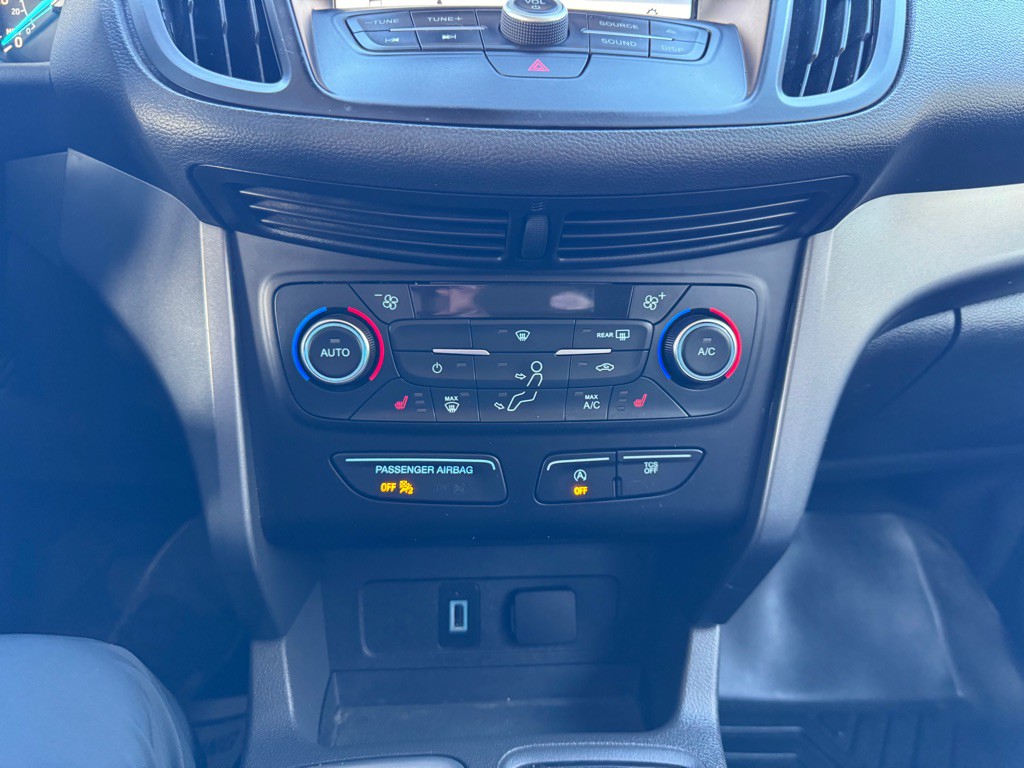 2017 Ford Escape Image 17