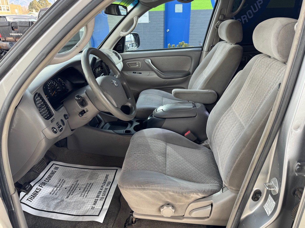 2004 Toyota Tundra Image 12