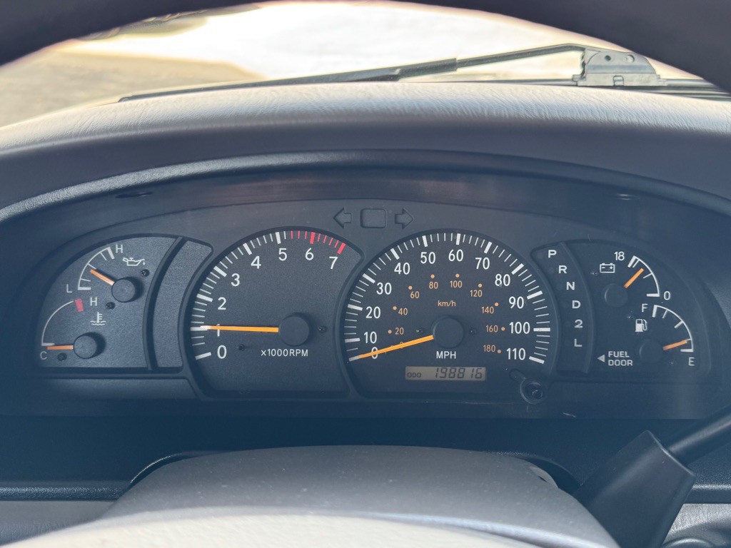 2004 Toyota Tundra Image 14