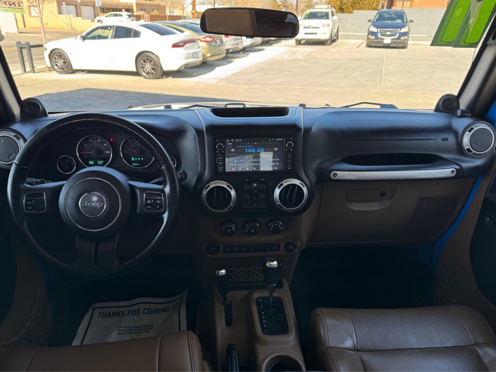 2011 Jeep Wrangler Unlimited Image 9