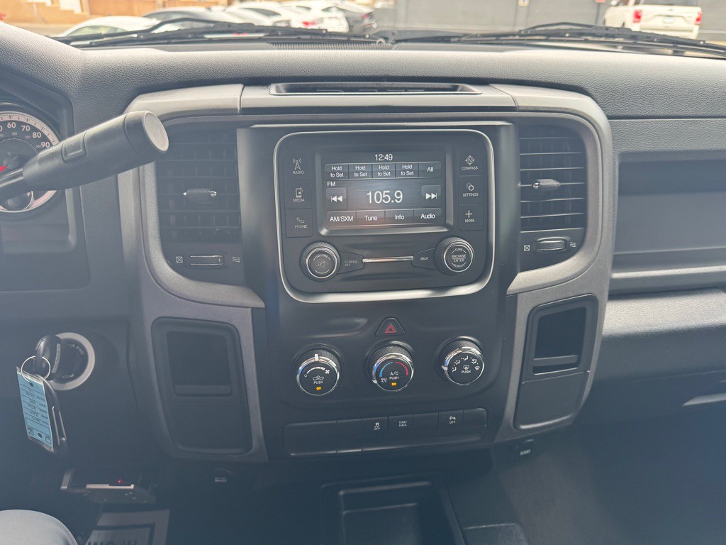 2015 RAM 2500 Image 15