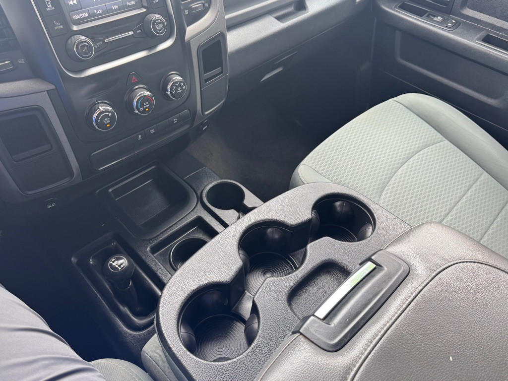 2015 RAM 2500 Image 16