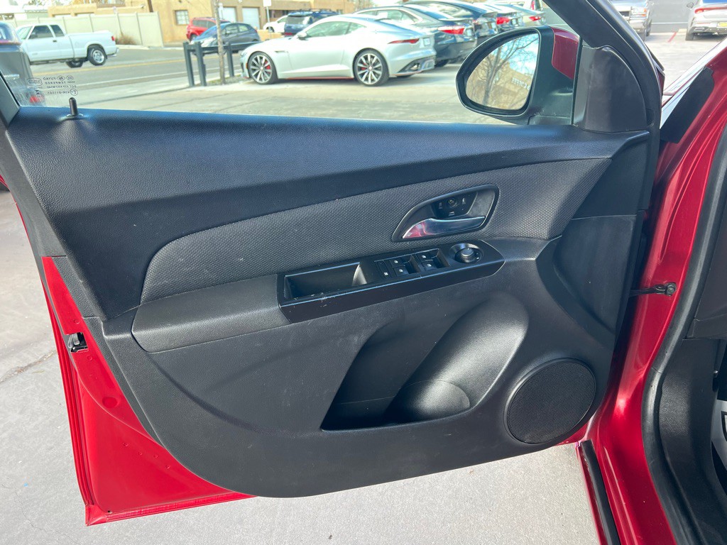 2014 Chevrolet Cruze Image 10