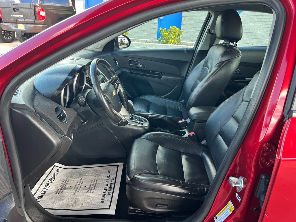 2014 Chevrolet Cruze Image 12