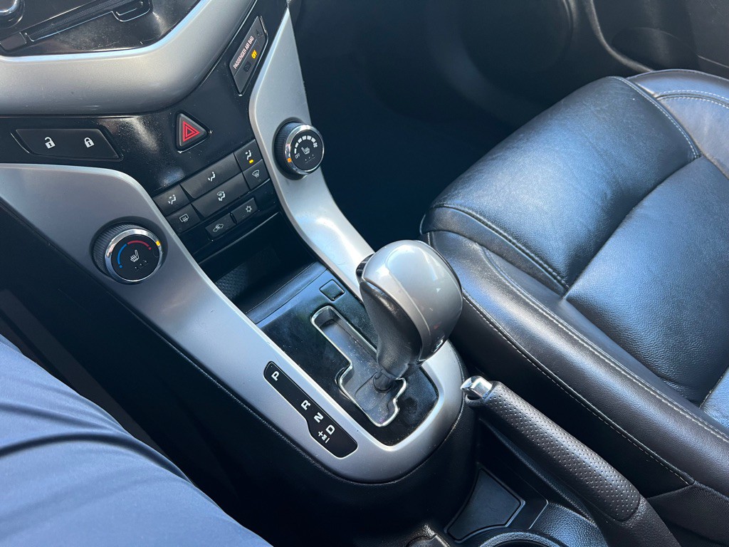 2014 Chevrolet Cruze Image 16