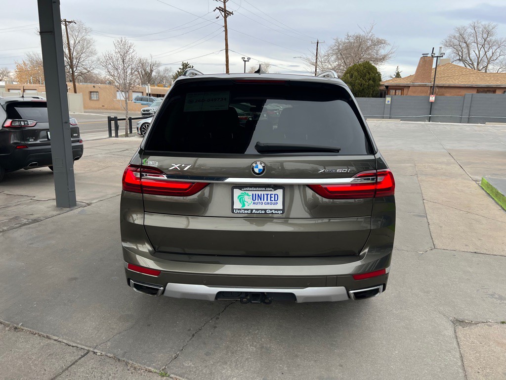 2020 BMW X7 Image 6