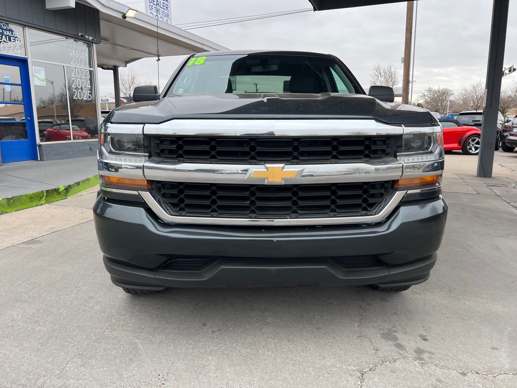 2018 Chevrolet Silverado 1500 Image 2