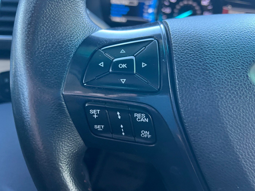 2017 Ford Explorer Image 20