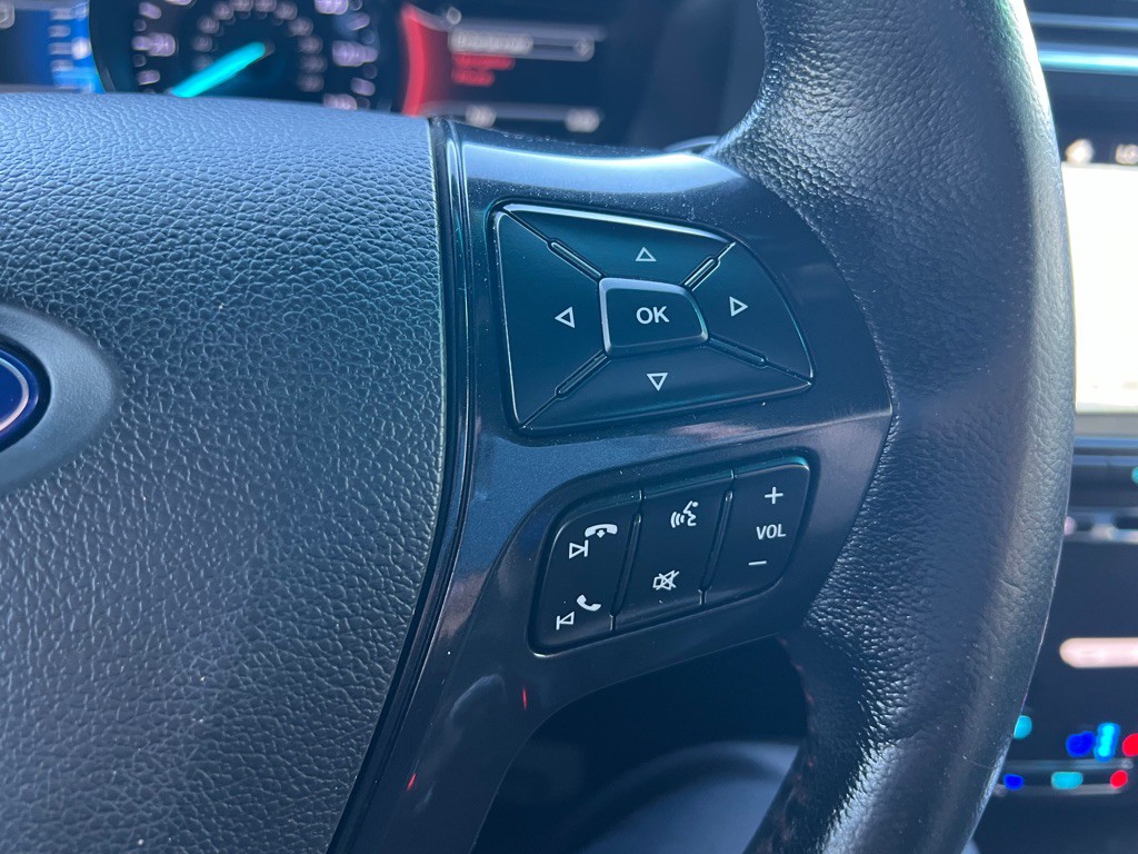 2017 Ford Explorer Image 21