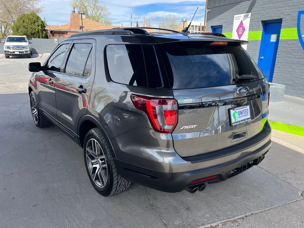 2019 Ford Explorer Image 7