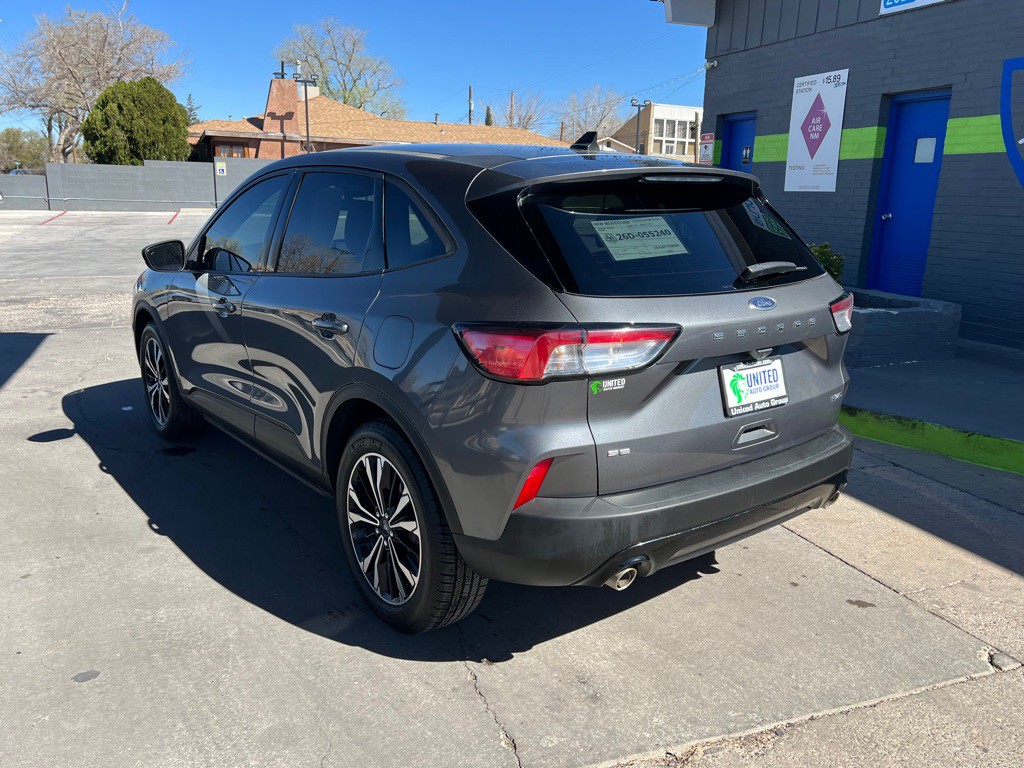 2021 Ford Escape Image 7