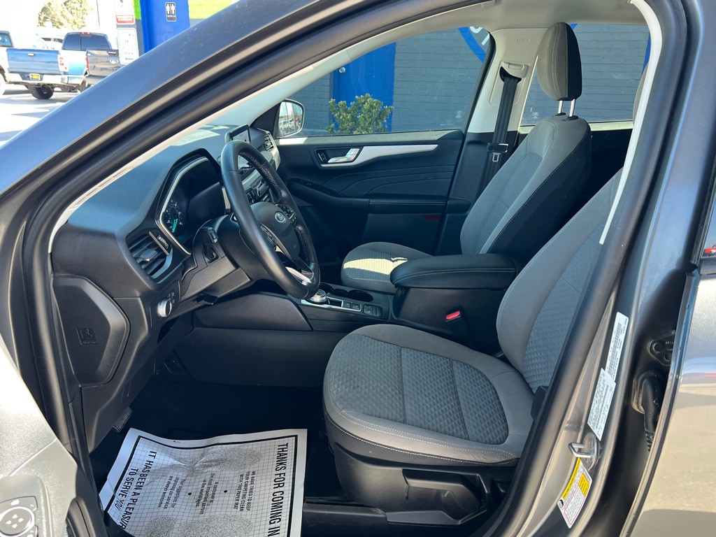 2021 Ford Escape Image 12