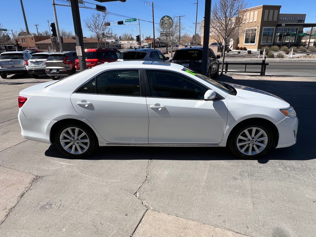 2012 Toyota Camry Image 4