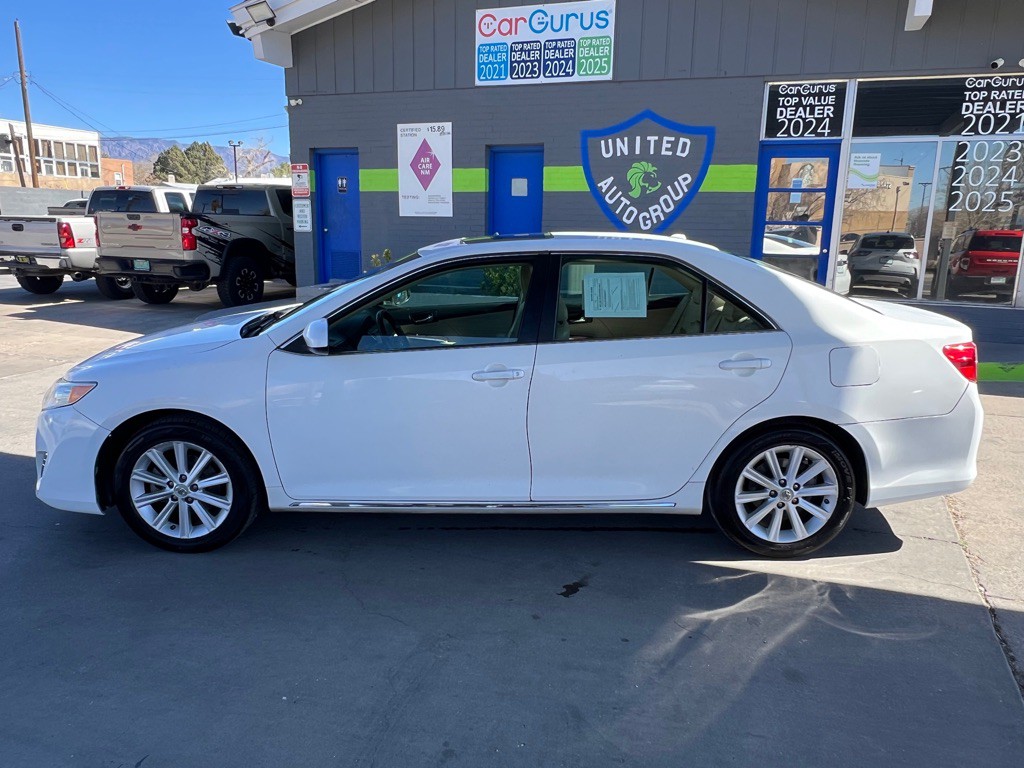 2012 Toyota Camry Image 8