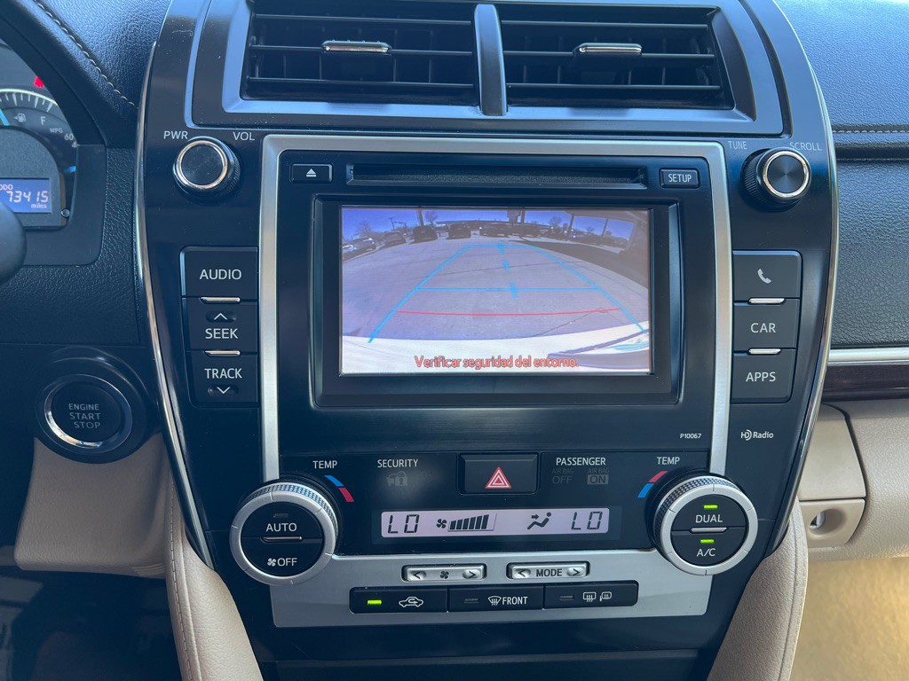 2012 Toyota Camry Image 15