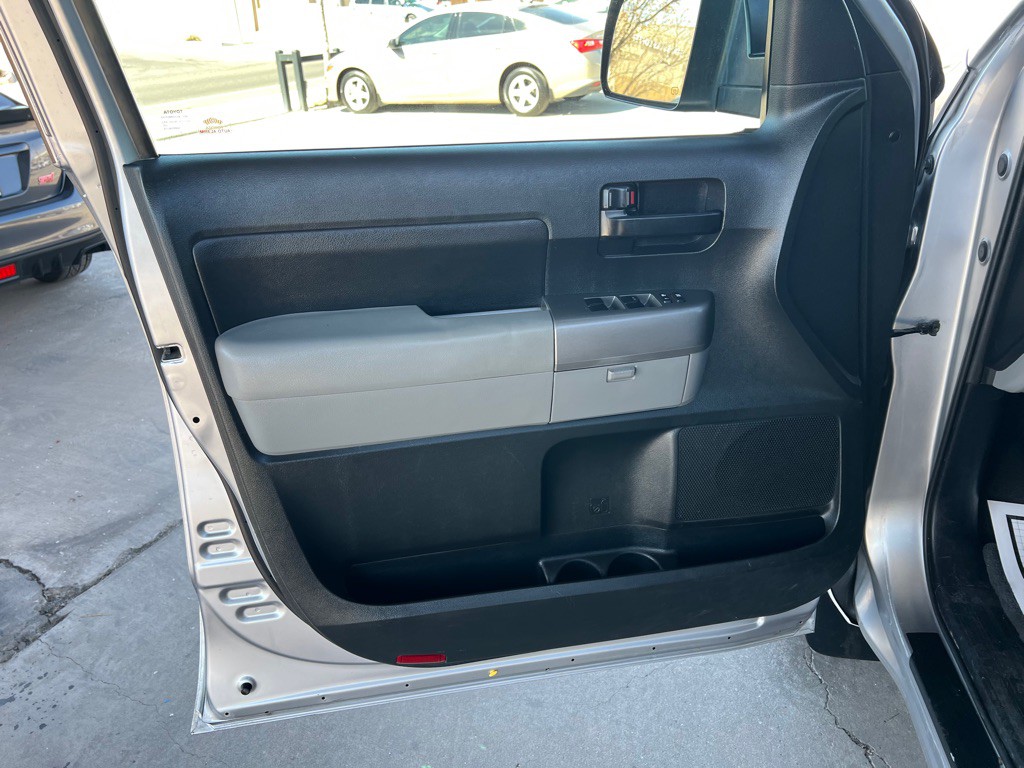 2012 Toyota Tundra Image 11