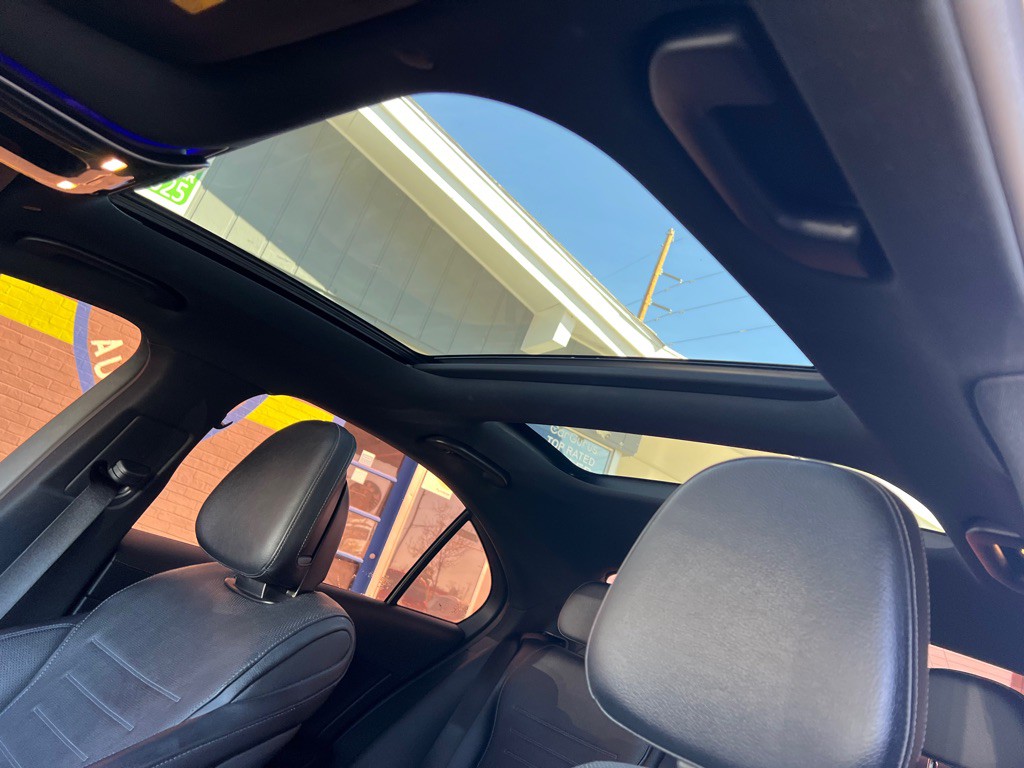 2022 Mercedes-Benz C-Class Image 21