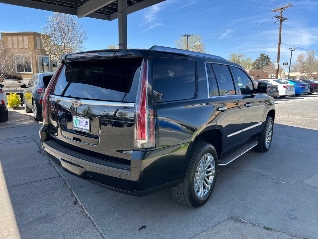 2016 Cadillac Escalade Image 5