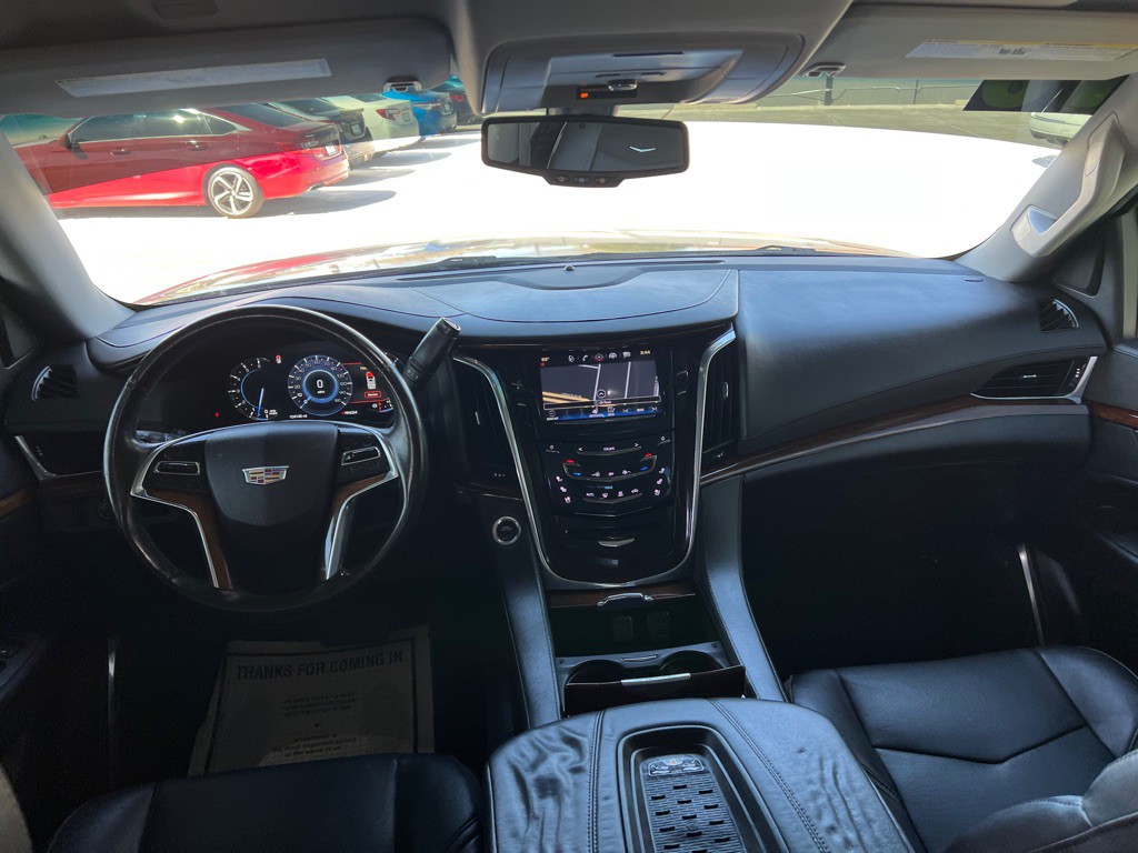 2016 Cadillac Escalade Image 9