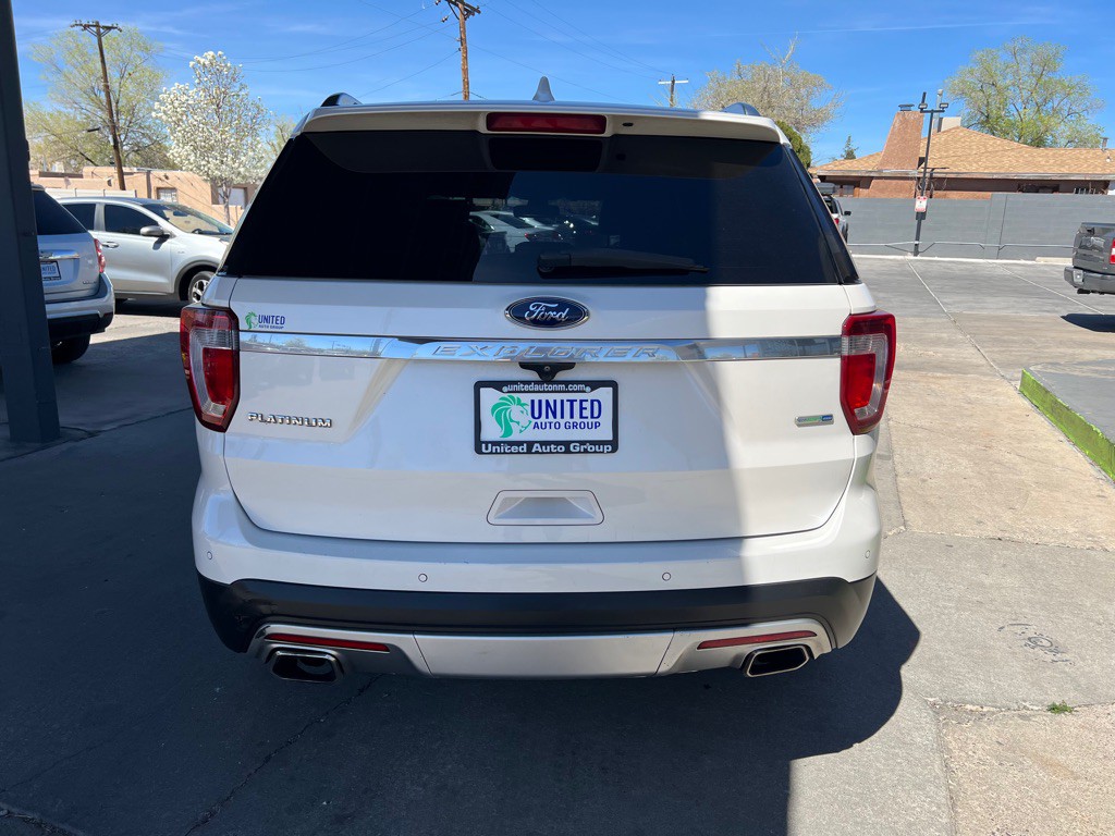 2016 Ford Explorer Image 6