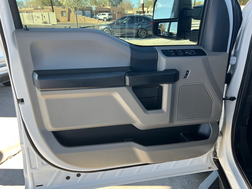 2022 Ford F-250 Image 11