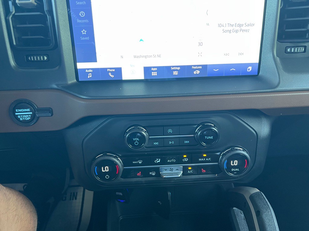 2024 Ford Bronco Image 17