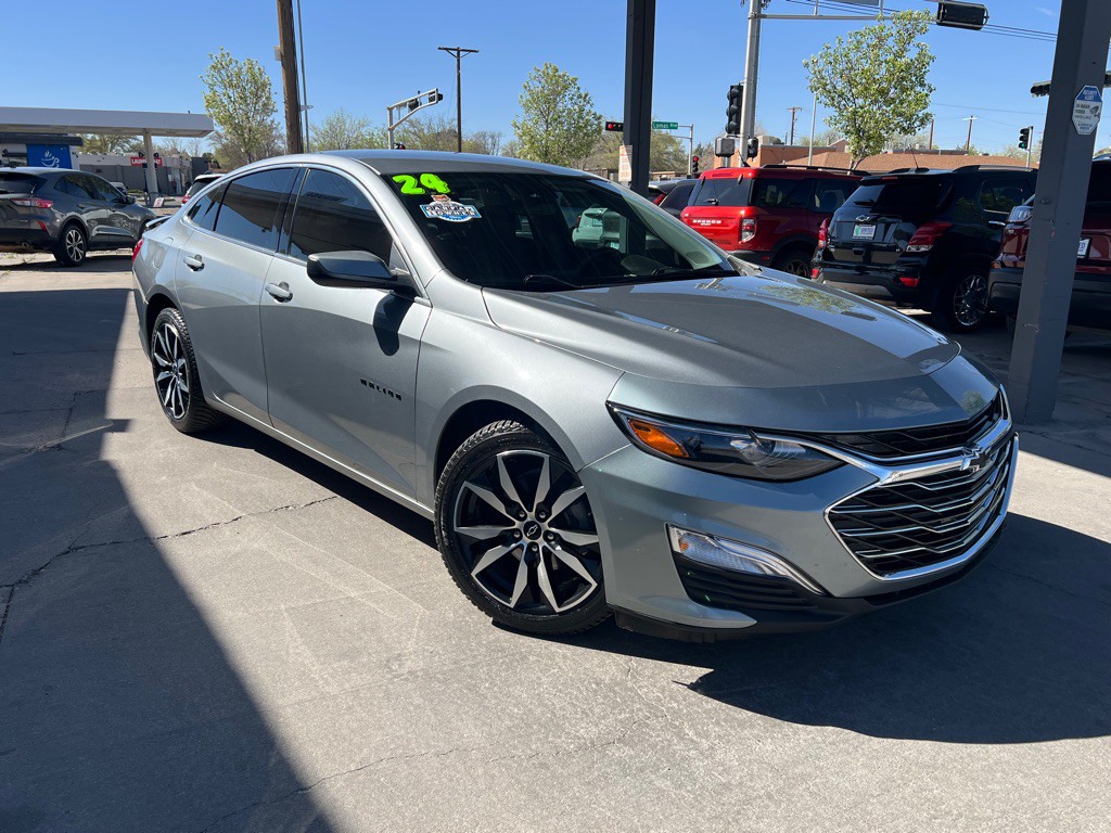 2024 Chevrolet Malibu Image 3