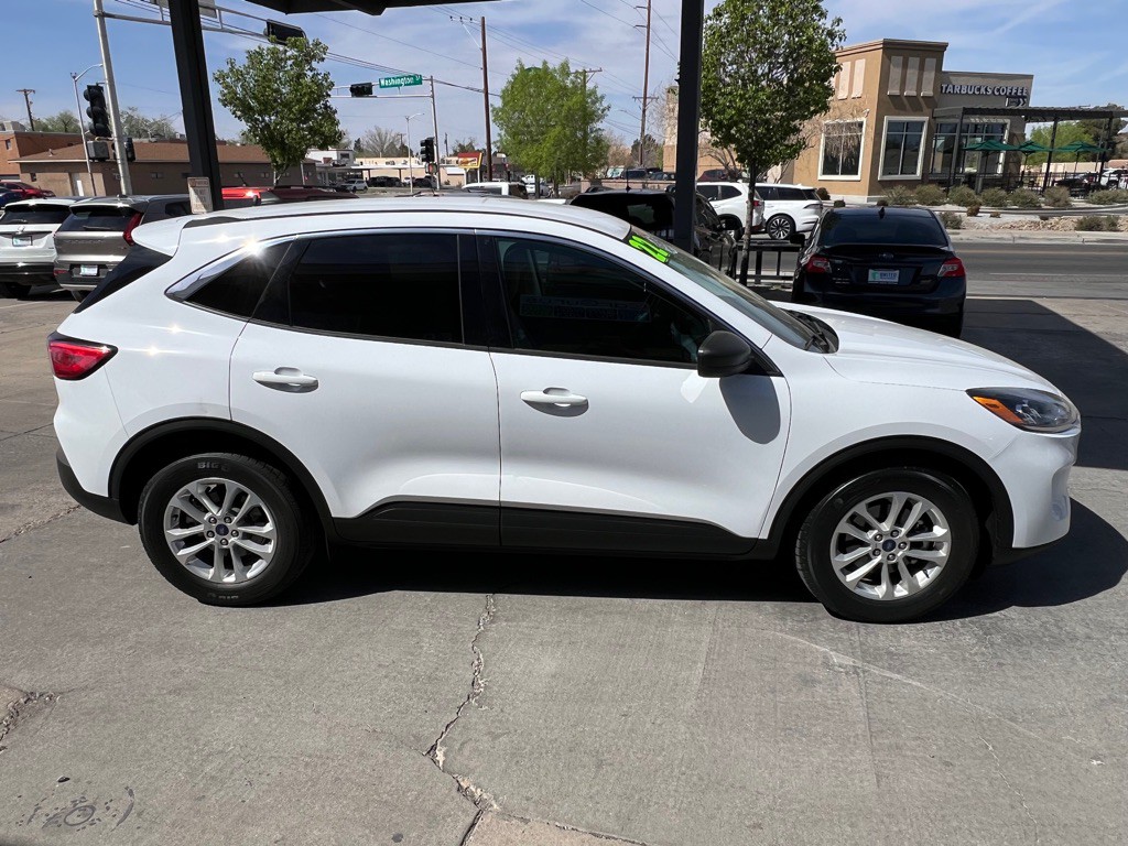2022 Ford Escape Image 4
