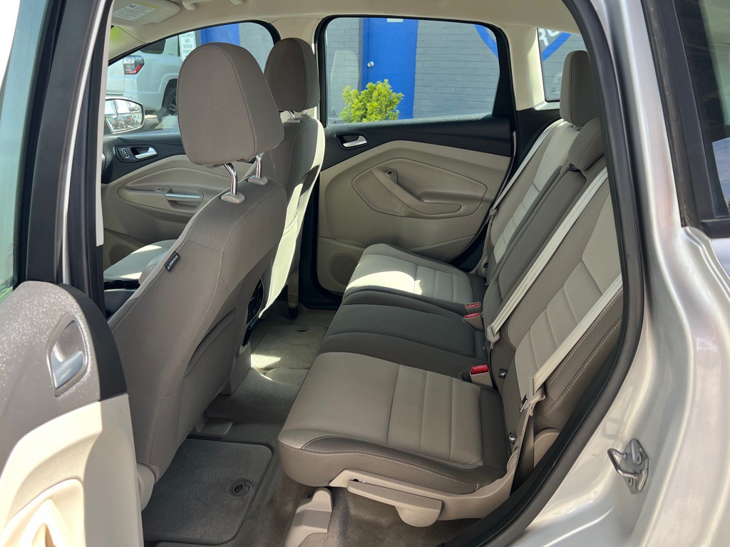 2013 Ford C-Max Image 13