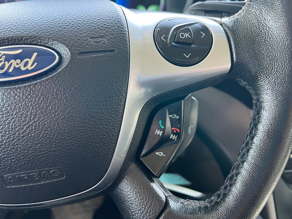 2013 Ford C-Max Image 18