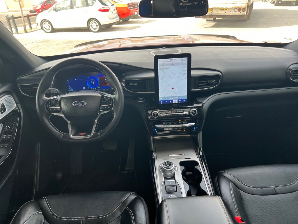 2023 Ford Explorer Image 9