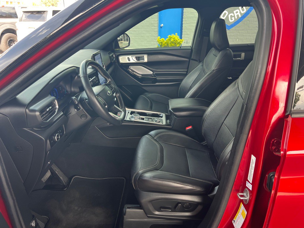 2023 Ford Explorer Image 12