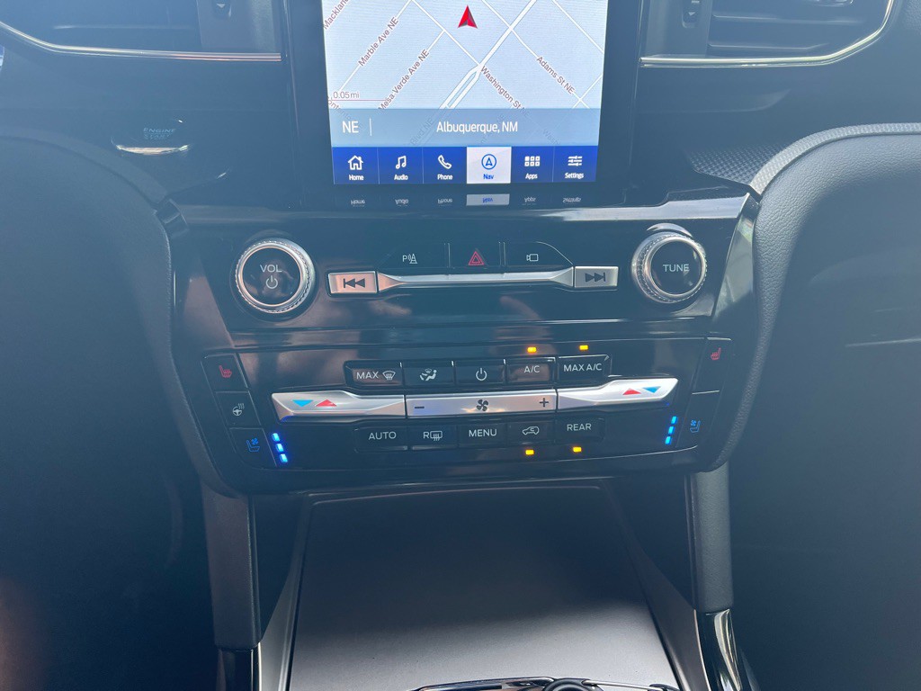 2023 Ford Explorer Image 19
