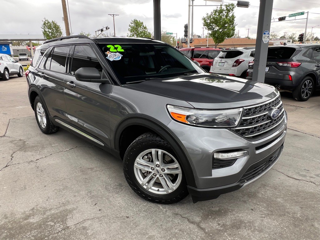 2022 Ford Explorer Image 3