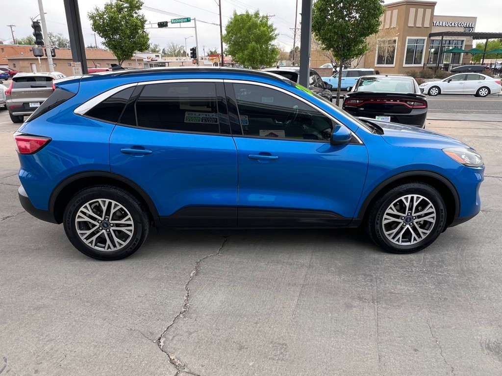 2020 Ford Escape Image 4