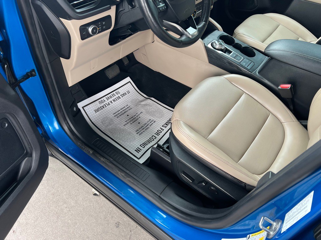 2020 Ford Escape Image 11