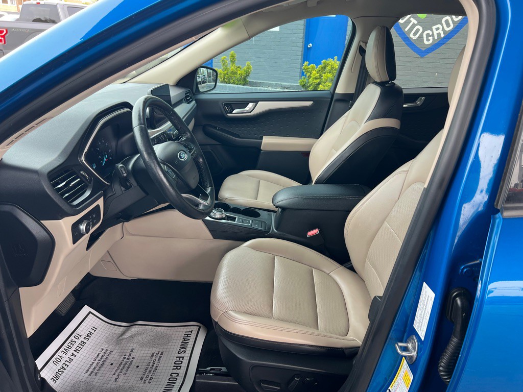 2020 Ford Escape Image 12