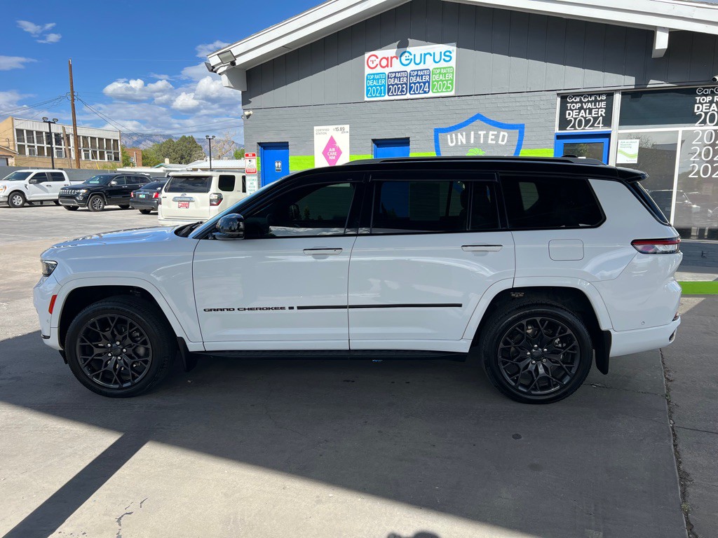 2023 Jeep Grand Cherokee Image 8