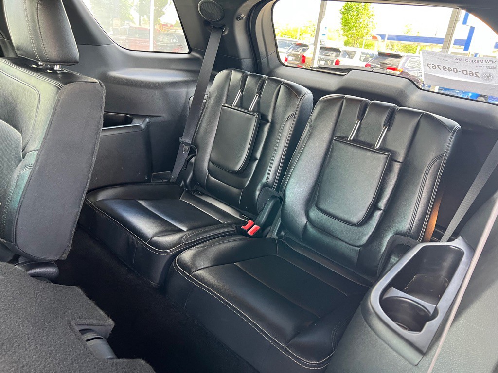 2017 Ford Explorer Image 14