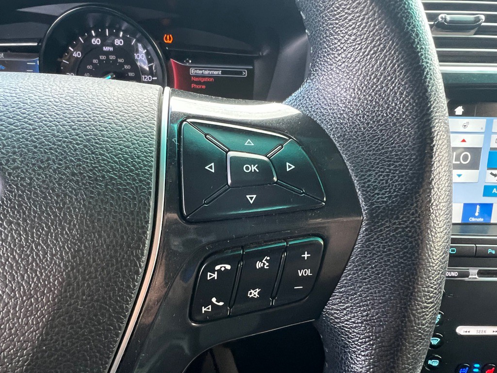 2017 Ford Explorer Image 20