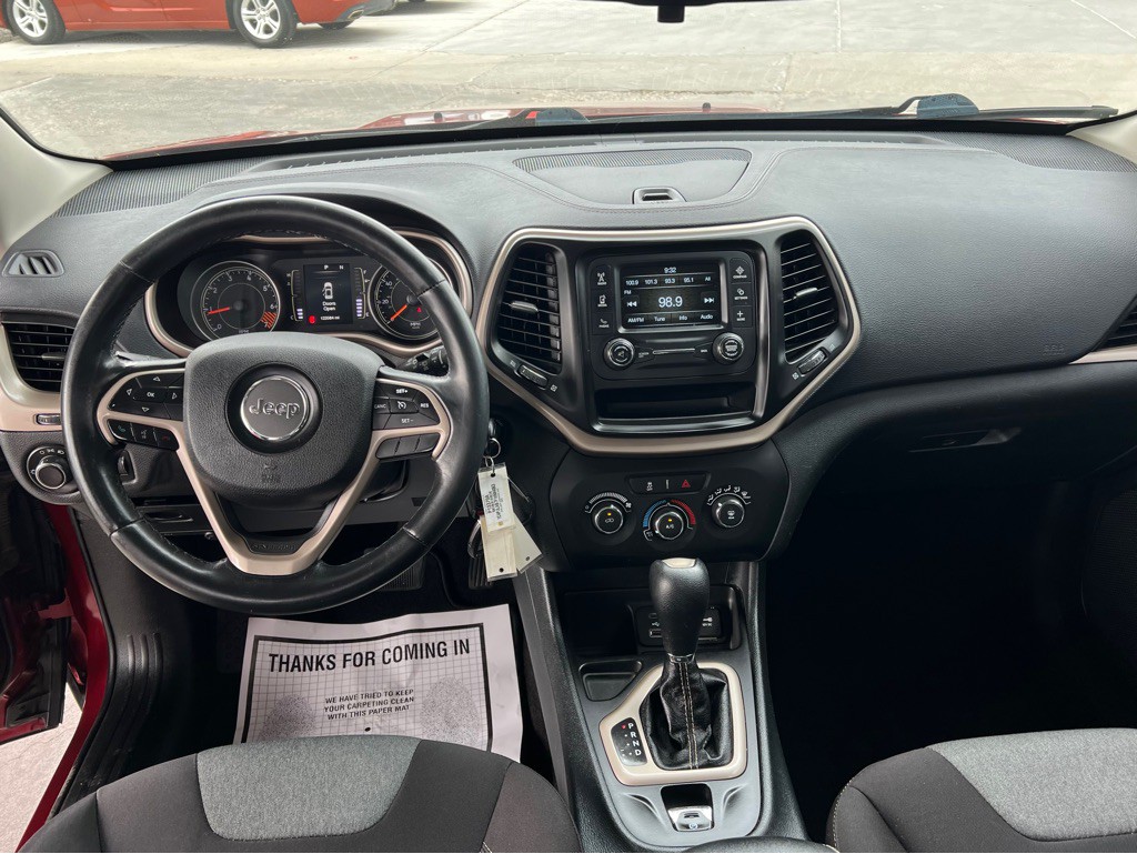 2015 Jeep Cherokee Image 9