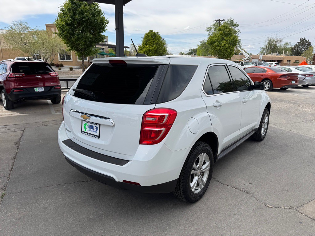2017 Chevrolet Equinox Image 5
