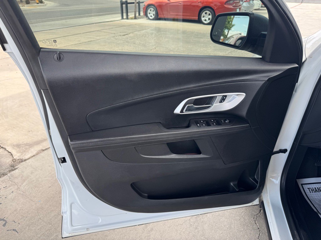 2017 Chevrolet Equinox Image 10