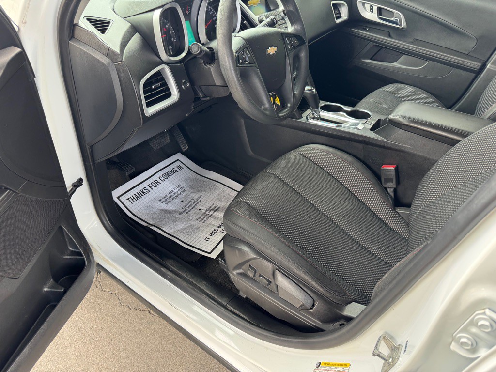 2017 Chevrolet Equinox Image 11