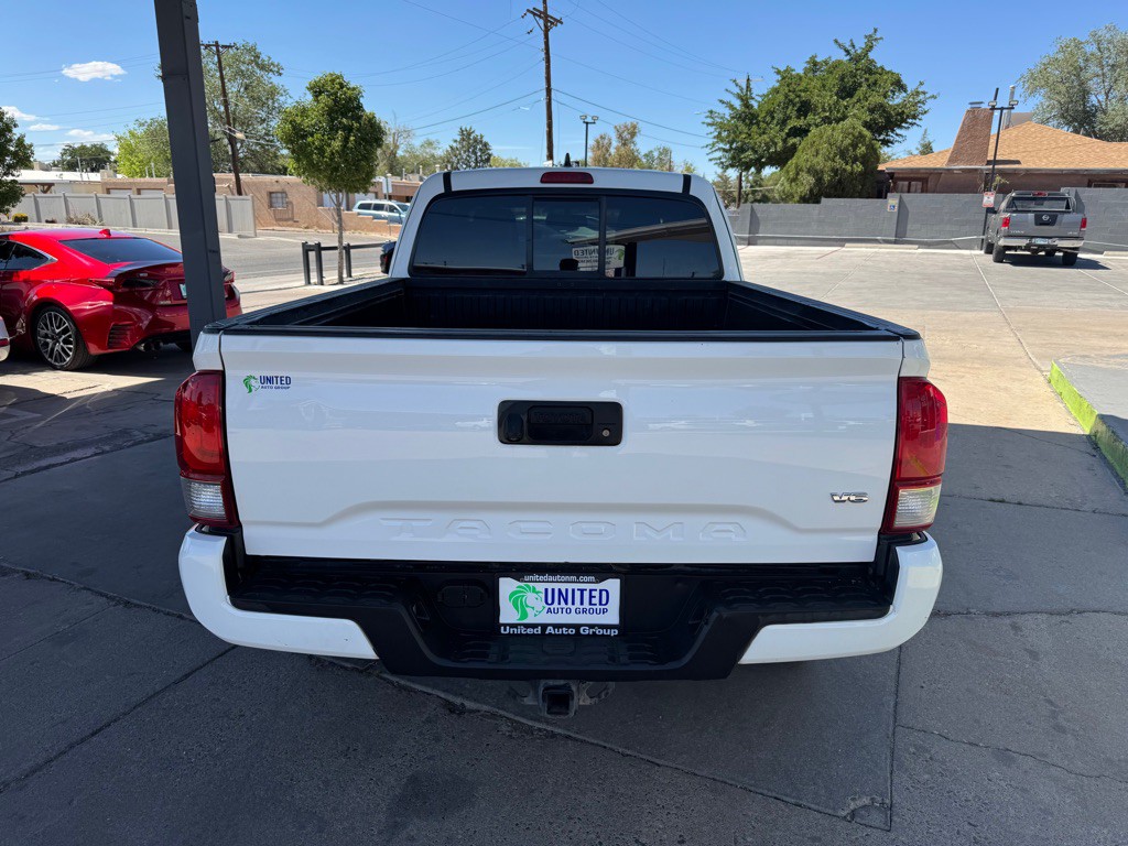 2016 Toyota Tacoma Image 6