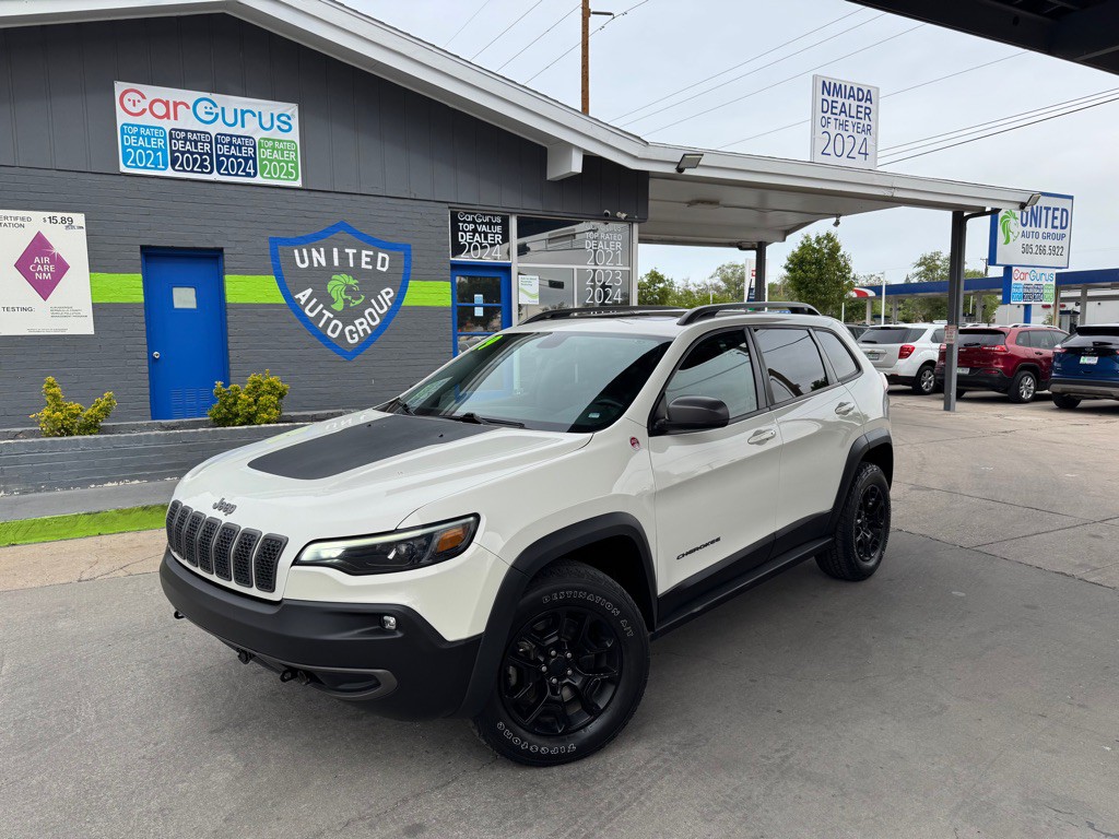 2019 Jeep Cherokee Image 1