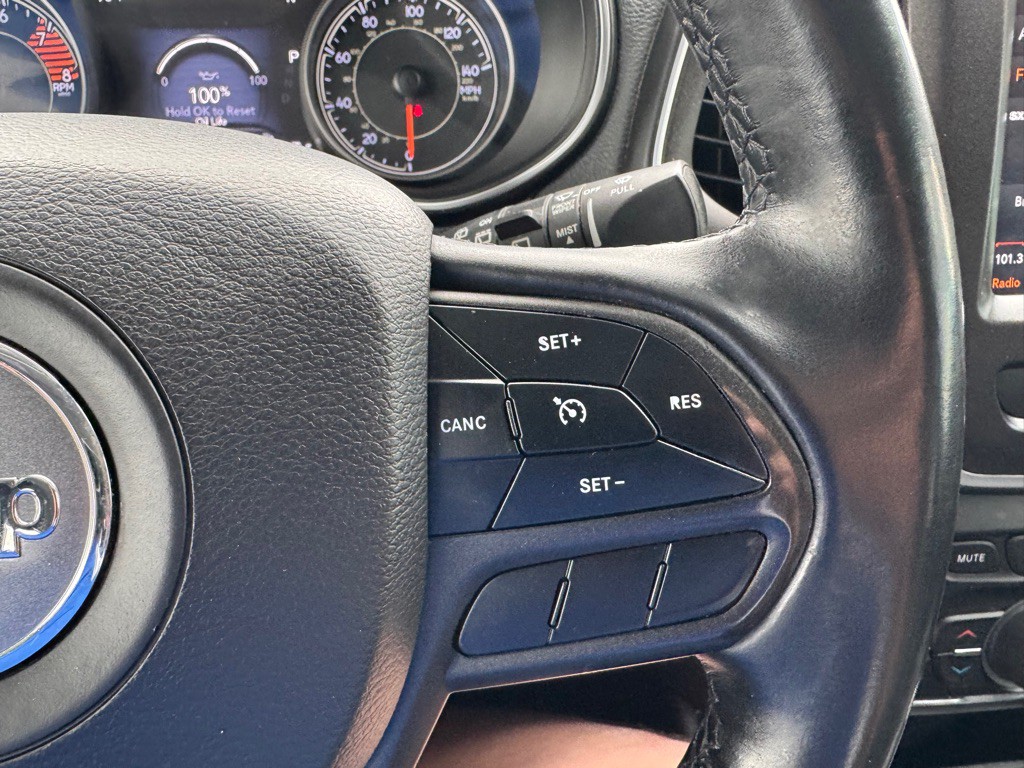 2019 Jeep Cherokee Image 18